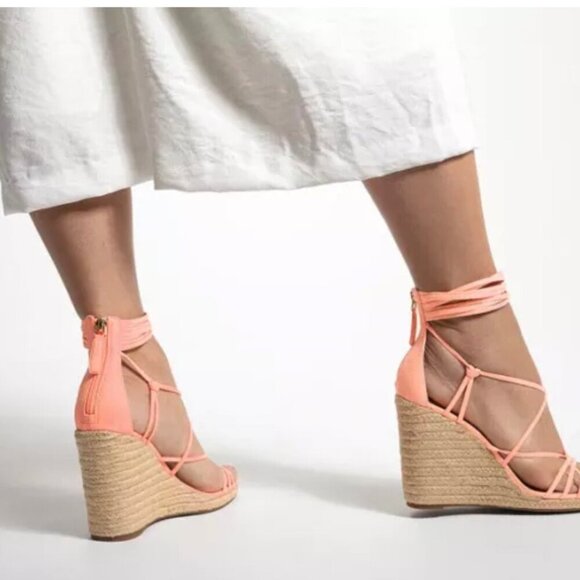 Jennifer Lopez Callie Coral Strappy Espadrille Wedge Sandals Size 7M - Picture 4 of 7